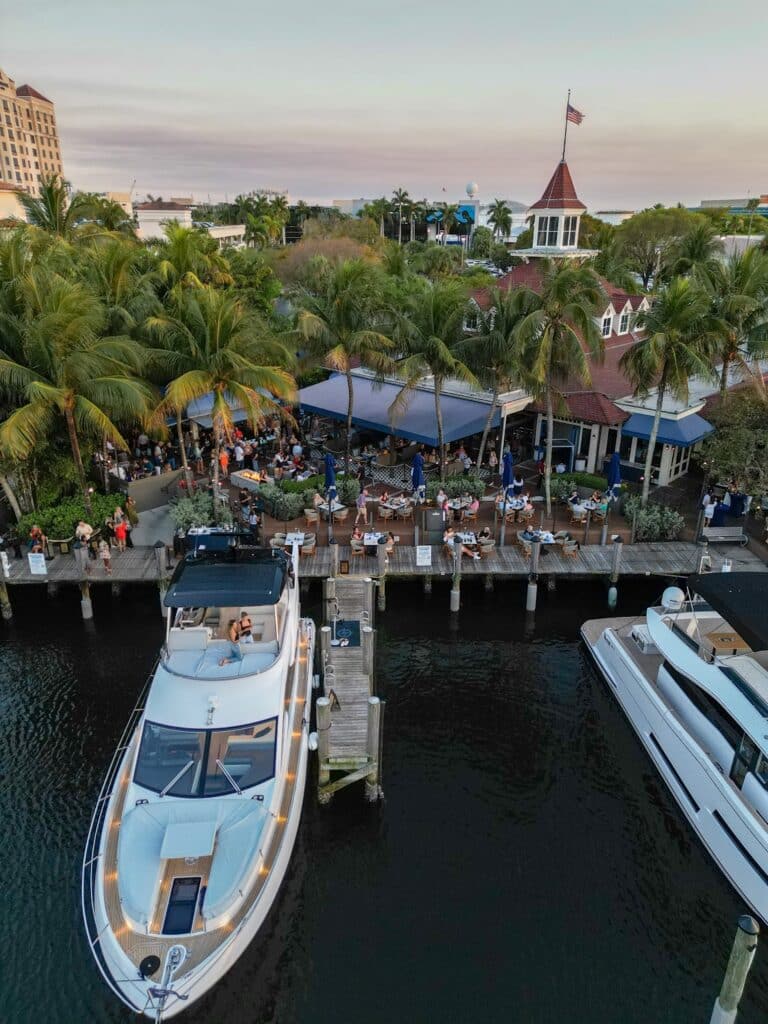 Dock and dine at Boatyard
